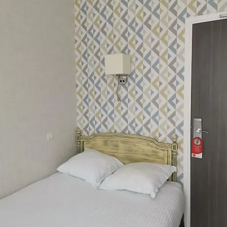 Otel Hotel De La Gare De Troyes Troyes