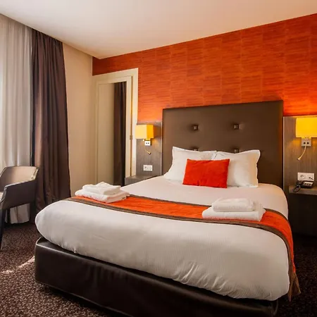 Hotel De La Gare De Troyes 3*