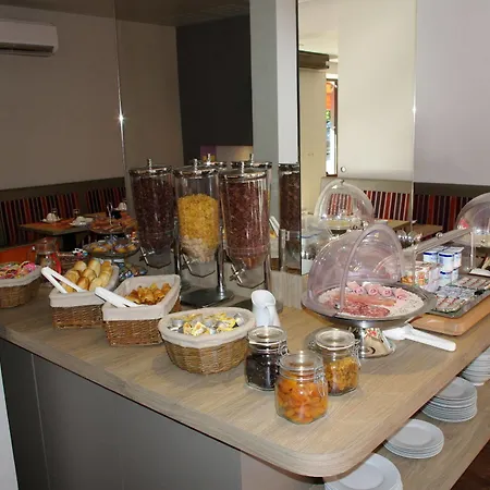 Hotel De La Gare De Troyes 3* Troyes