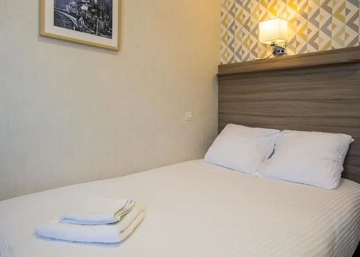 De La Gare De 3* Troyes